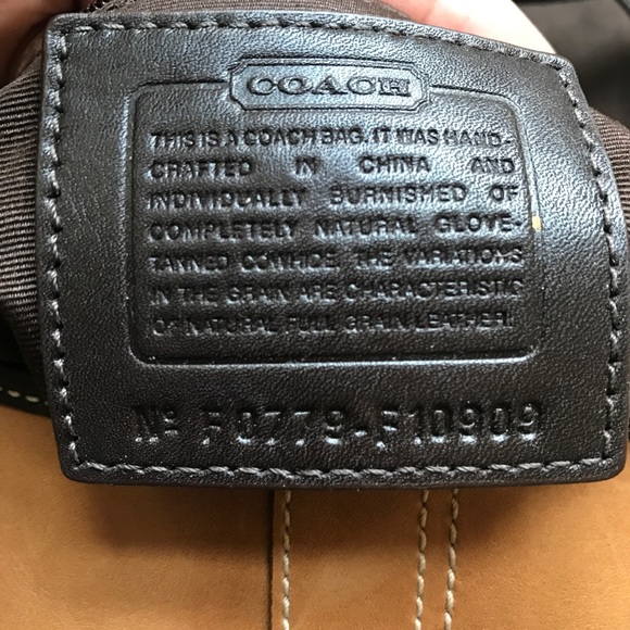 Coach hobo style purse - Picture 2 of 5